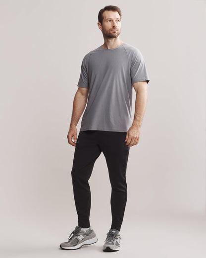 Men's Stretch Moisture-Wicking Jogger Pants